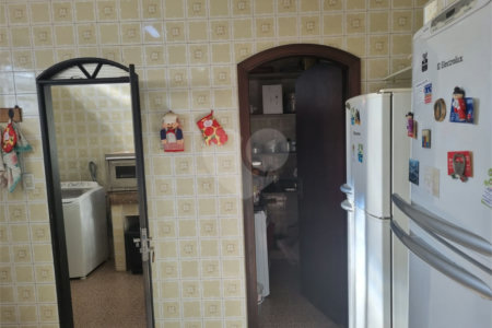Casa comercial para locação no Centro