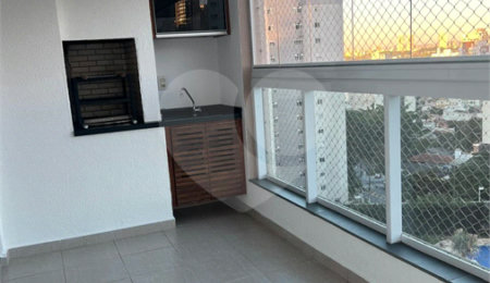 Apartamento à venda com 4 quartos, sendo 1 suíte,  em Vila Mariana, São Paulo, SP
