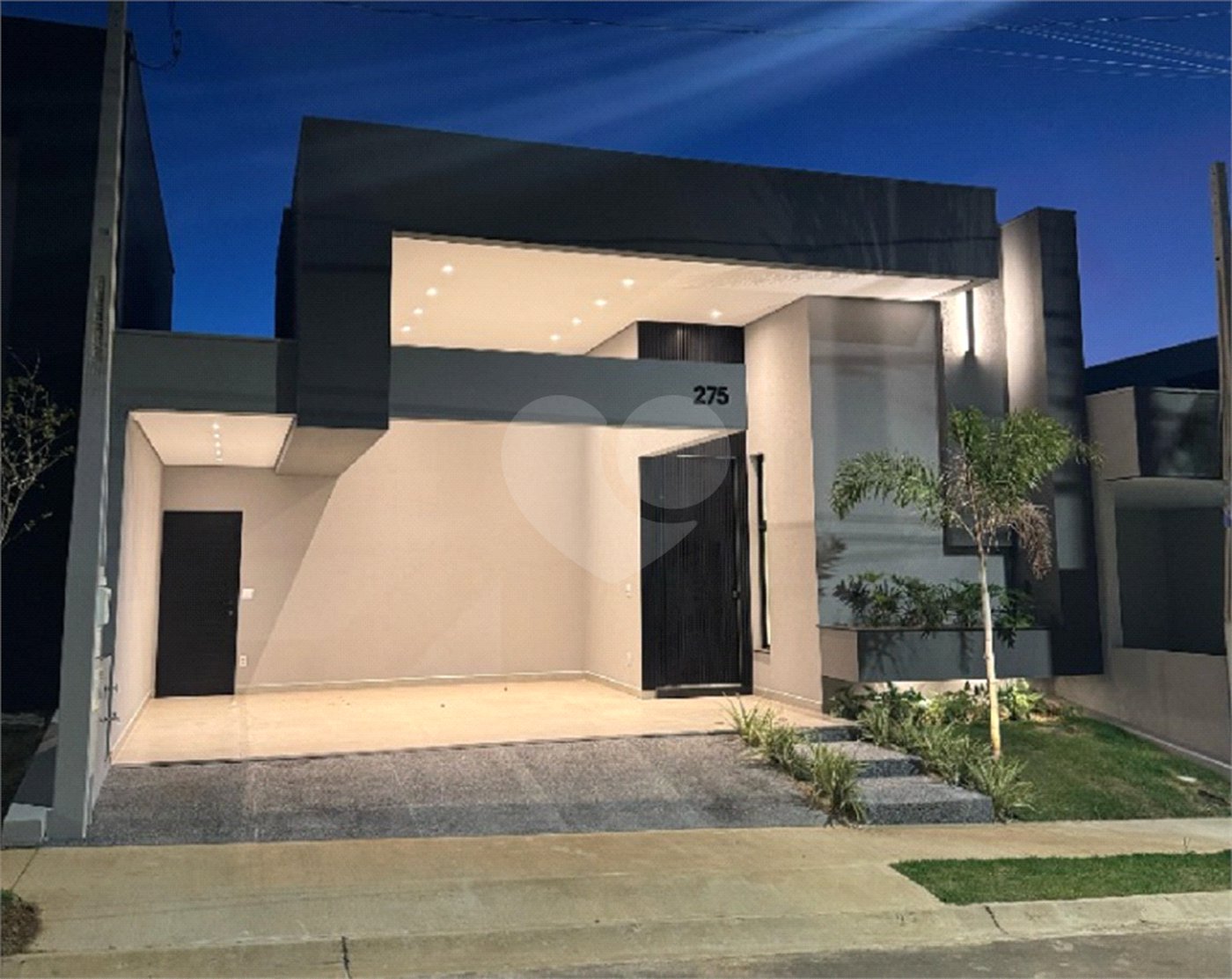 CASA A VENDA COM 3 DORMITÓRIOS, SENDO 1 SUITE NO SESIDENCIAL VILLENEUVE