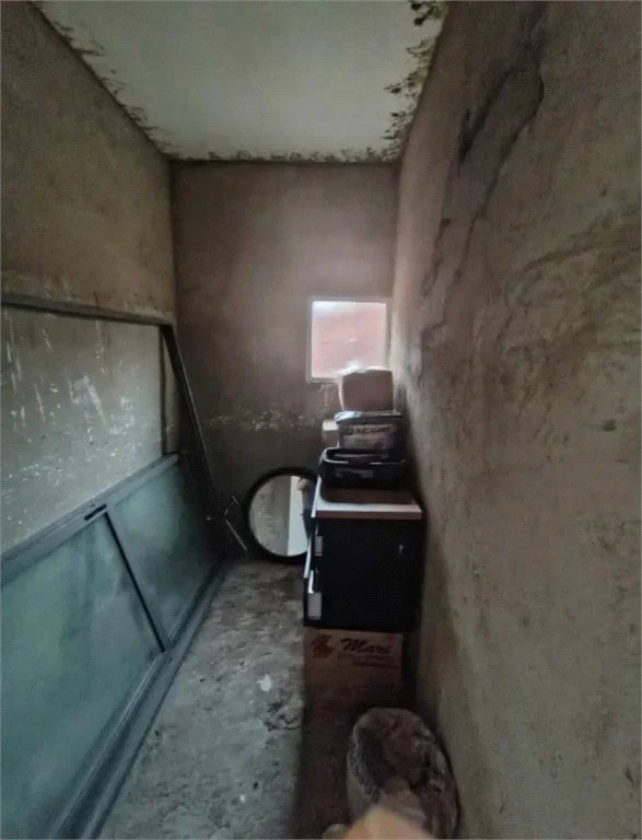 Casa à venda com 2 quartos no condomínio Antilhas, Cotia - SP