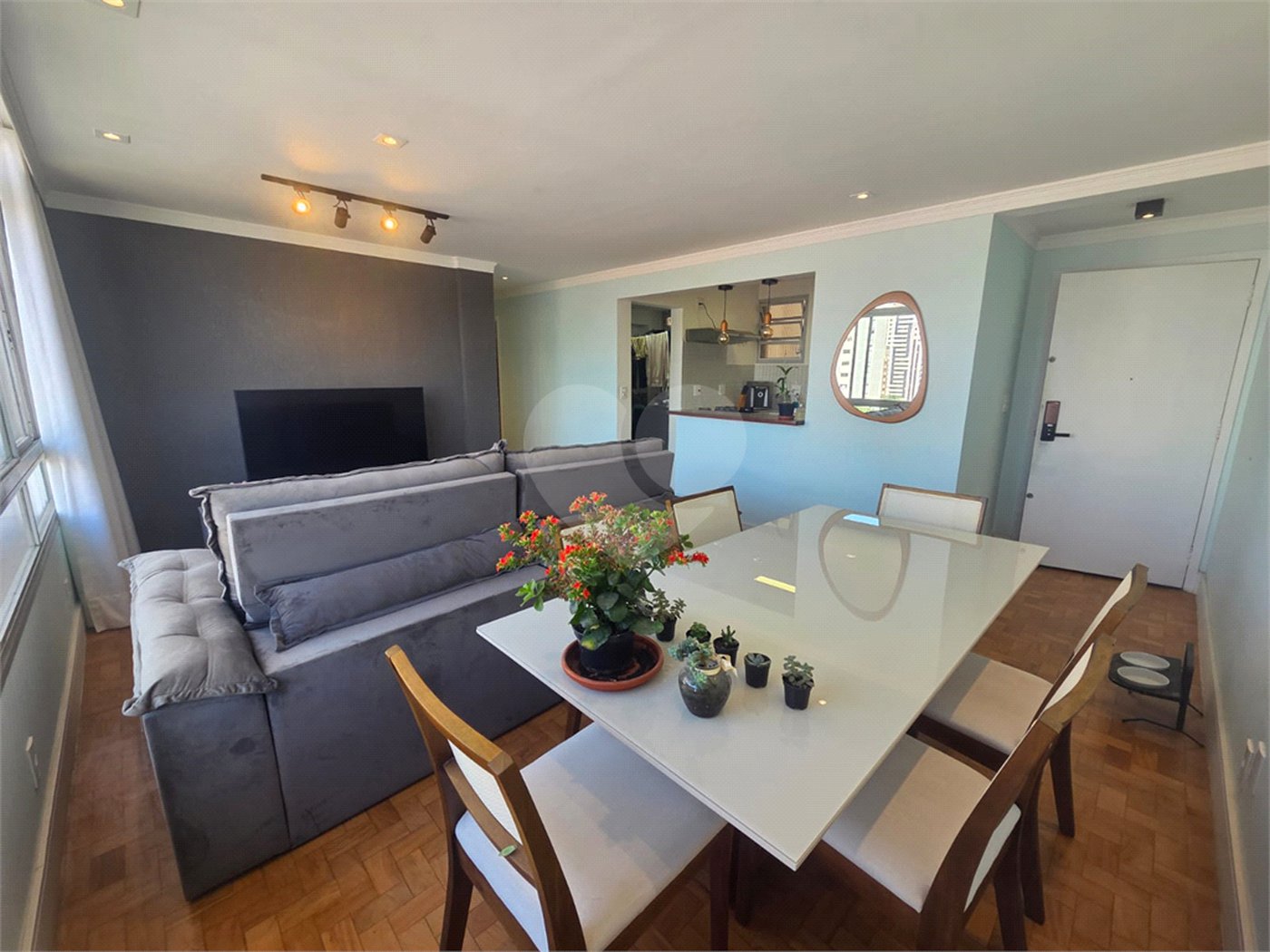 Apartamento com 80m2 2 dormitórios a venda na Vila Mariana