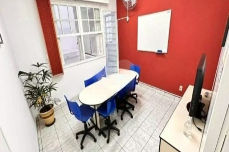 Prédio comercial com 322m², 8 salas, 3 banheiros, à venda no bairro Santo Antônio, São Caetano do Sul