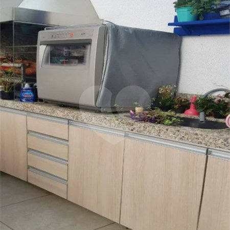 Sobrado na Vila Bertioga Mooca em condominio fechado à venda com 3 quartos, 3 suites, 4 vagas
