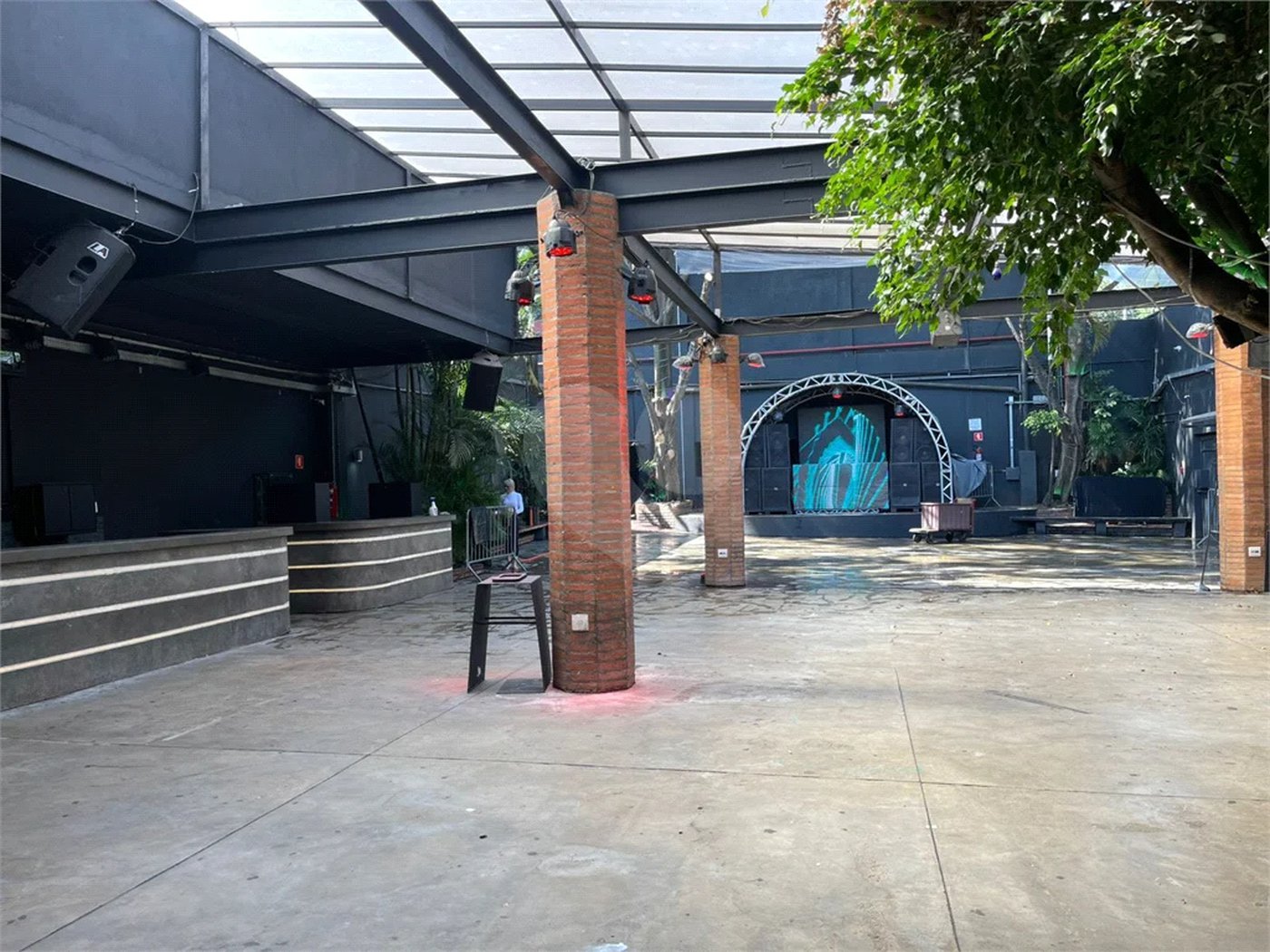 MOEMA - TERRENO DE 1.310,50M²