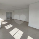 Vende-se apartamento no Edifício Residencial Flor do Ipê