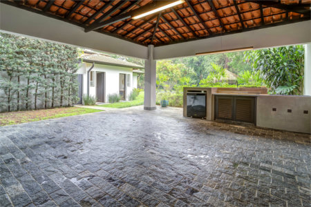 Casa à venda com 4 suítes em Alto da Boa Vista, São Paulo, SP