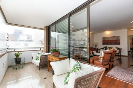 Apartamento de 233 m² à venda em Higienópolis com 4 dormitórios.