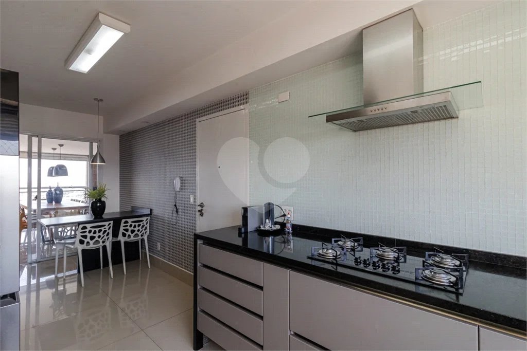 APARTAMENTO IPIRANGA COM 4 SUÍTES E 3 VAGAS - REFORMADO!