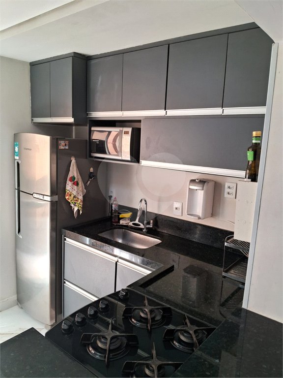 Casa de Vila à venda com 3 quartos, sendo 1 suíte, em Vila Pasti, Louveira, SP