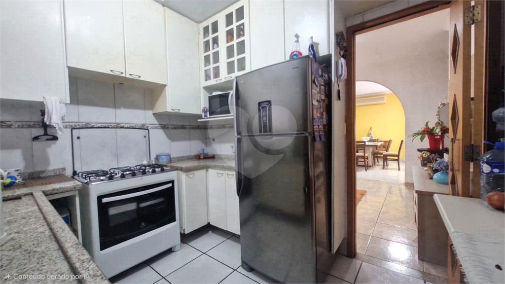 Casa térrea 280m² de terreno 3 dorms 1 suíte