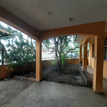 Casa de Esquina à Venda no Santa Felícia – São Carlos/SP