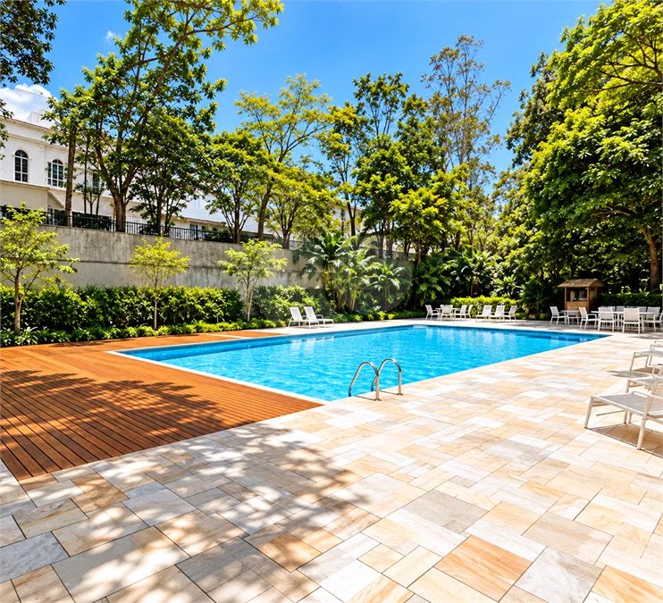 Apartamento à venda com 4 quartos, sendo 1 suíte, em Alto da Boa Vista, São Paulo, SP