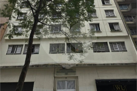Apartamento com 48 m² localizado na Rua Conselheiro Crispiniano, 125