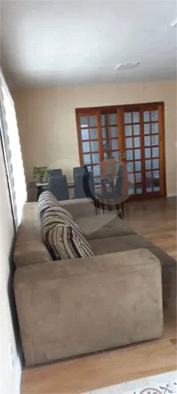 CASA A VENDA NO VISTA VERDE COM 250M², 3 DORMITÓRIOS, 1 SUÍTE, 2 VAGAS, SÃO JOSÉ DOS CAMPOS/SP.