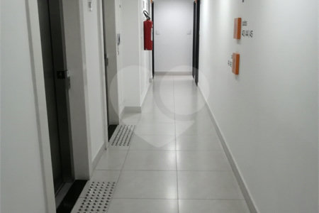 SALA COMERCIAL TOP, VENDA OU LOCAÇÃO, METRÔ VERGUEIRO COM 28,76m2