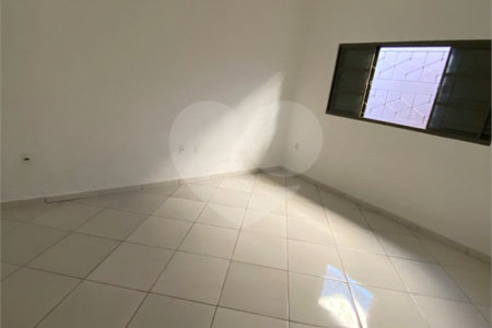 Casa para venda localizada no Jardim Medeiros