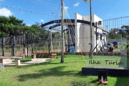 Casa Térrea no Condomínio Residencial Valencia Ilha Turia.