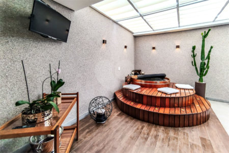 Casa à venda com 3 suítes no condomínio Residencial Paineiras, São Paulo - SP