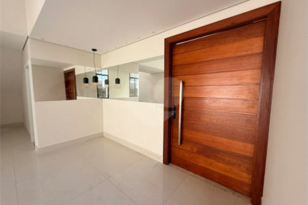 CASA À VENDA CONDOMINIO PORTAL BRAGANÇA | 4 SUÍTES | PISCINA
