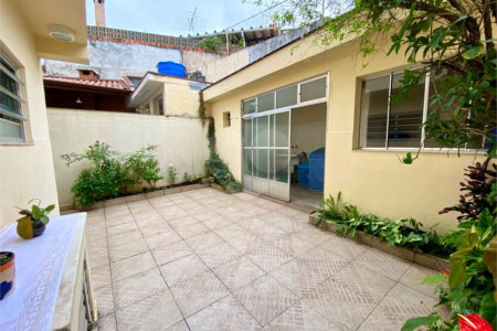 Sobrado á venda - Vila Guarani
