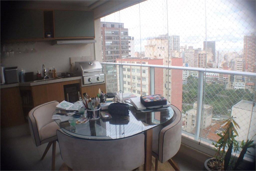 Apartamento na Bela Vista com Varanda Gourmet