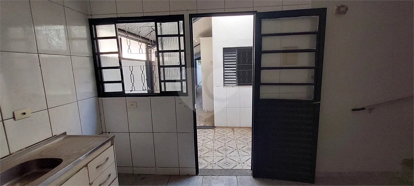 Casa à venda com 3 quartos, sendo 1 suíte, em Vila Belém, Piracicaba, SP