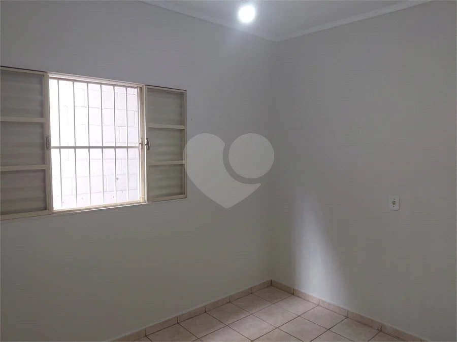 Casa térrea com 2 dormitórios à venda, por R$ 635.000,00 no condomínio Moradas de Itaici, em Indaiatuba/SP.