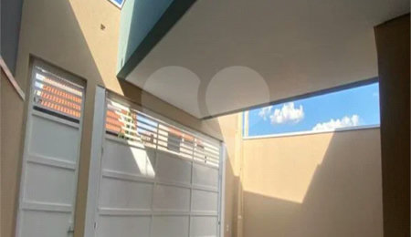 Casa à venda com 2 quartos, sendo 1 suíte,  em Parque Residencial Sabiás, Indaiatuba, SP
