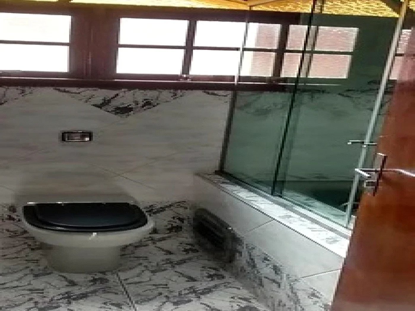 Casa à venda com 3 quartos, sendo 1 suíte,  em Vila Campesina, Osasco, SP