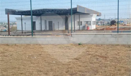 Terreno à venda no condomínio Miraj, Paulínia - SP