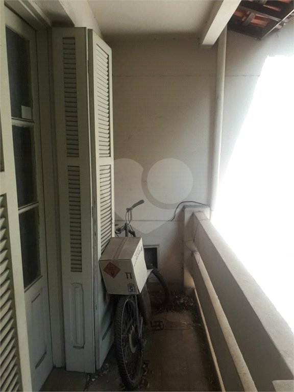 APARTAMENTO DE 3 QUARTOS À VENDA NO PARAÍSO