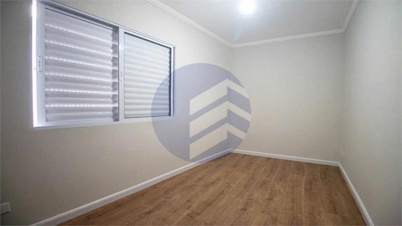 Sobrado à venda 240m² com 4 quartos, sendo 1 suíte, em Jardim Peri Peri a 650 metros do Metrô Vila Sônia
