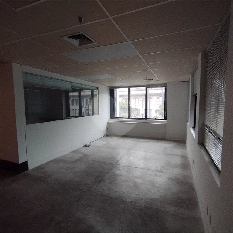 Sala comercial para locação no Jardim Paulista