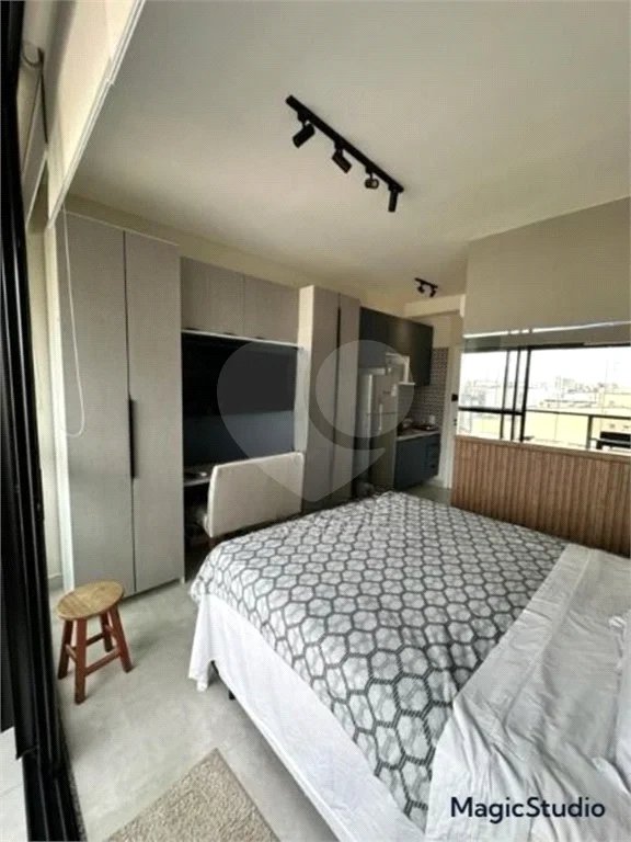 Apartamento com 25m² , 1 dormitório , 1 vaga , para locação na Vila Mariana.