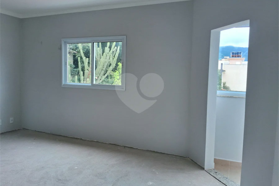 Apartamento à venda com excelente localização - 3 quartos sendo 1 suíte - 1 vaga