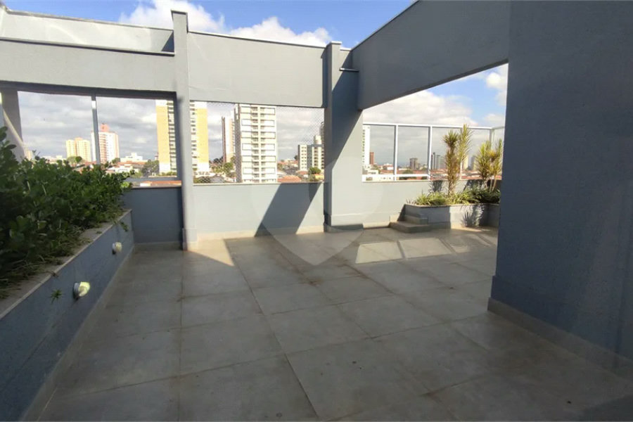Vende-se apartamento no Edifício Residencial Flor do Ipê