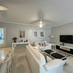 Apartamento à venda com 3 quartos, sendo 1 suíte, em Riviera de São Lourenço, Bertioga, SP