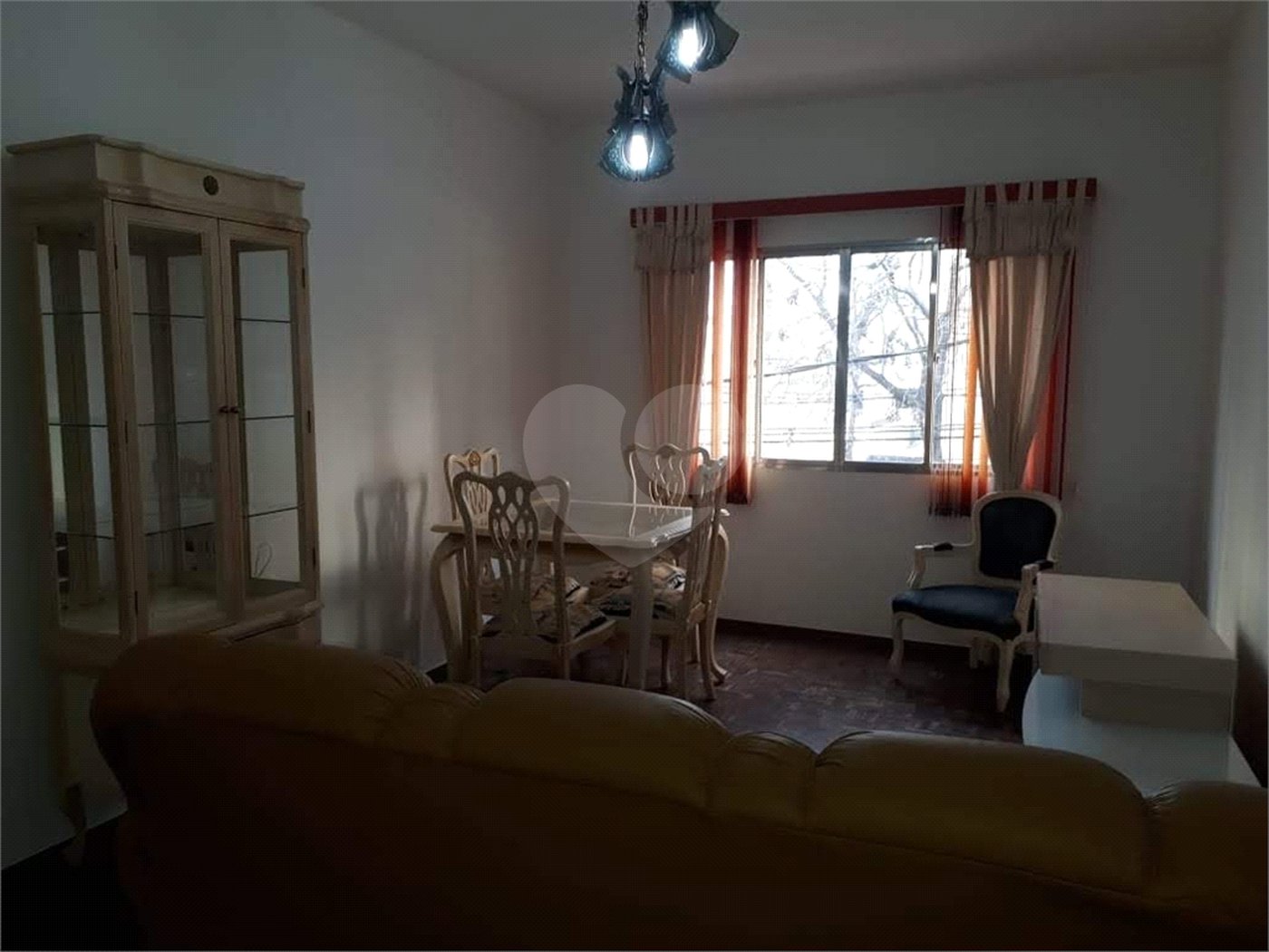 Apartamento para locação na Saúde de 80m² com 2 dormitórios.