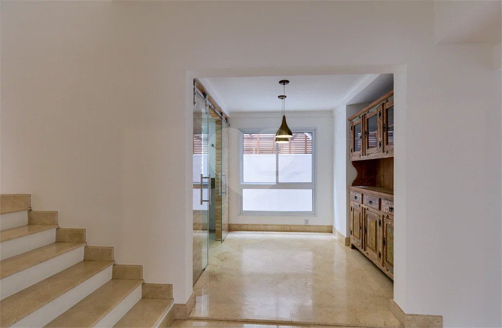 Casa de condomínio 4 suítes a venda no Alto da Boa Vista