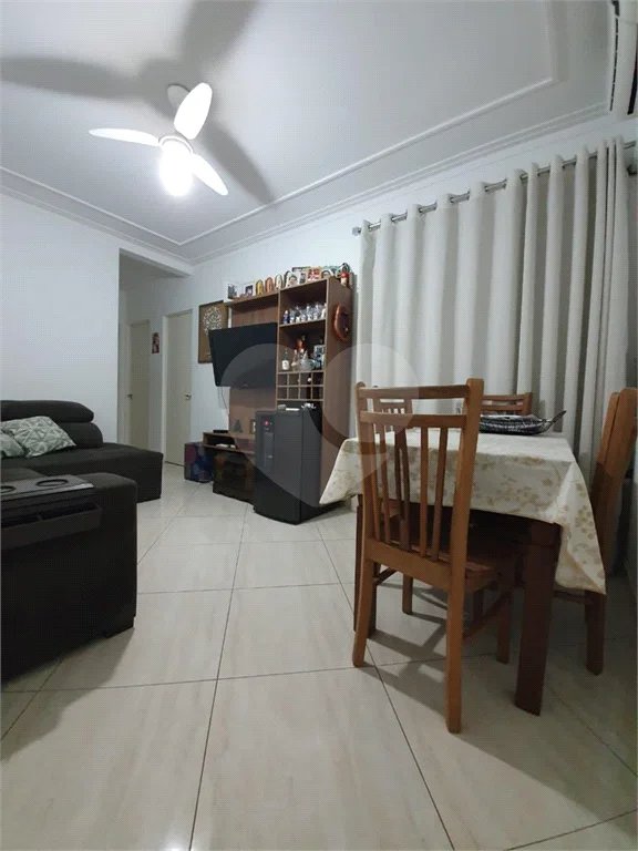 Apartamento condomínio Engenho Resende