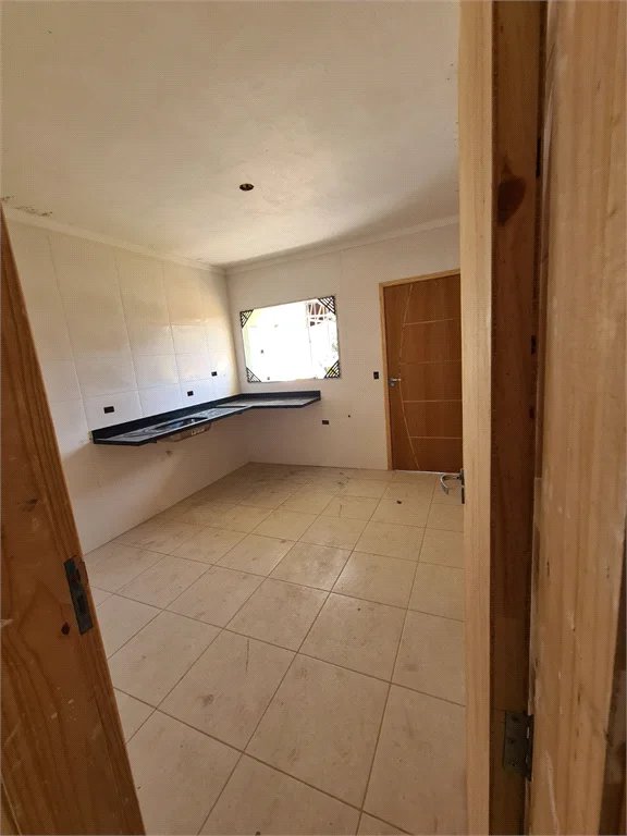 Sobrado à venda com 3 quartos, sendo 1 suíte,  em Vila Gomes, São Paulo, SP