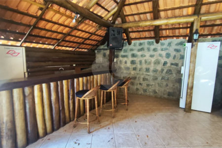 Casa á venda em condominio em Caieiras SP