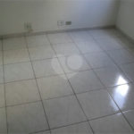 Apartamento com 32m² na região da Bela Vista em São Paulo - SP.