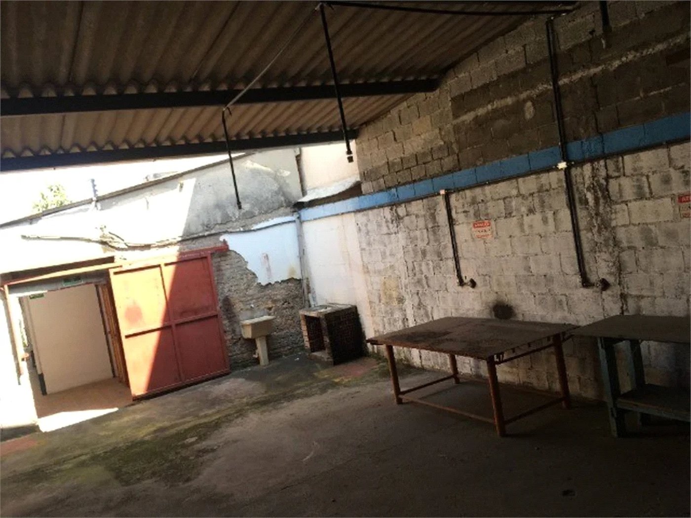 Excelente Casa Comercial no Anália Franco Terreno para LOCAÇÃO e COMPRA.