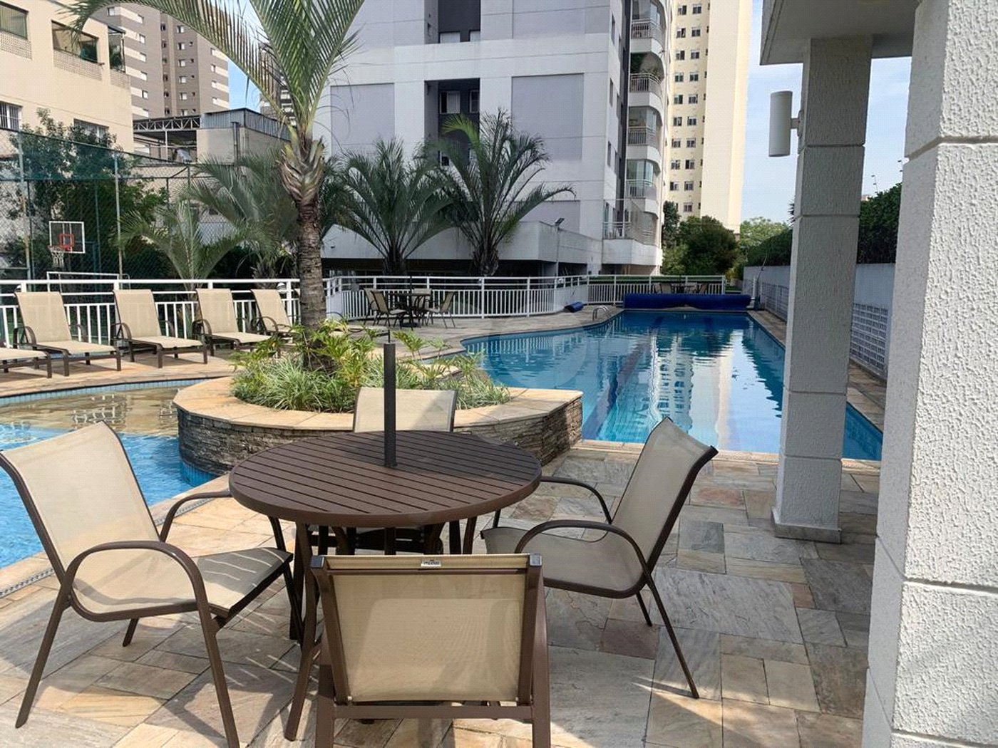 Apartamento 112m2 para venda na Mooca com 3 dormitórios. + 2 vaga. Rua Taquari.