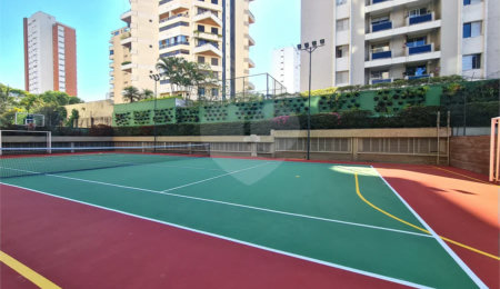 Apartamento à venda com 4 quartos, sendo 2 suítes,  em Campo Belo, São Paulo, SP