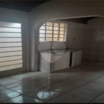 CASA À VENDA – BAIRRO SANTA FELÍCIA