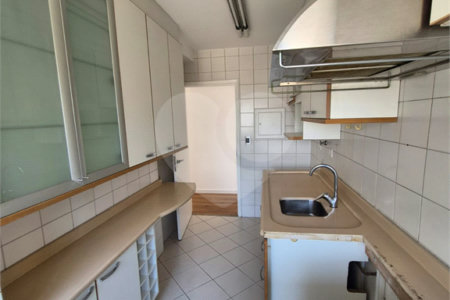 Apartamento para venda em Moema com 2 quartos, sendo 1 suíte, 1 vaga, 62 m²