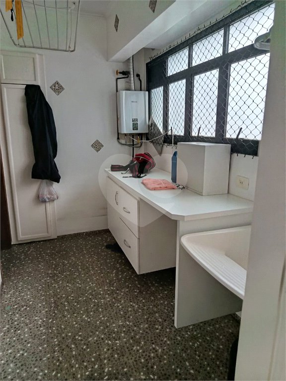 APARTAMENTO NO CAMPO BELO 137M² 3 DORMITÓRIOS