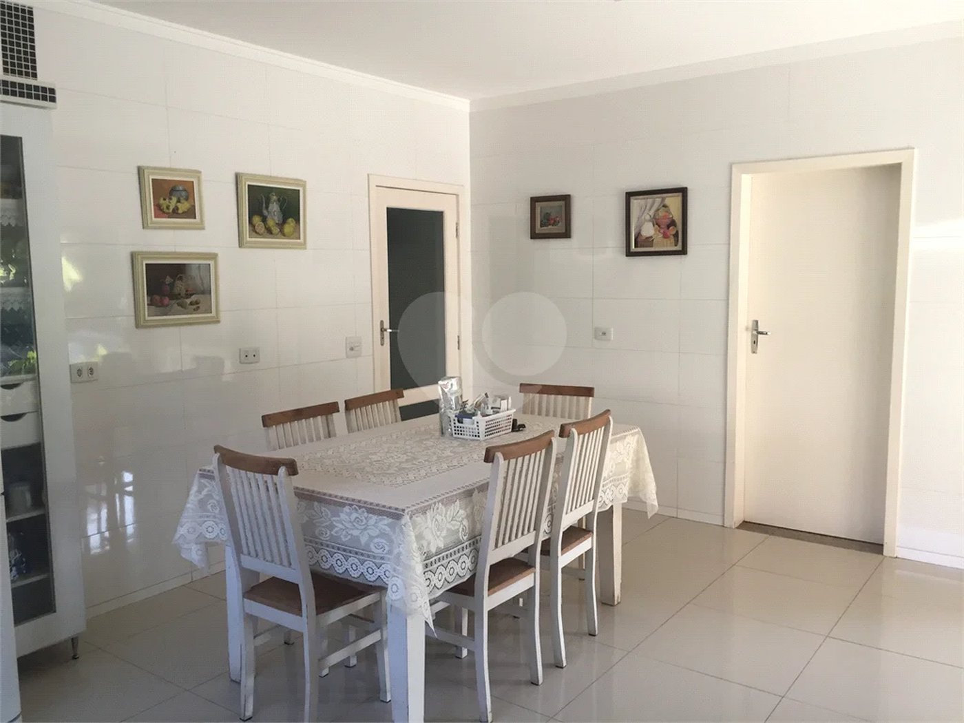 Condomínio à venda com 4 quartos, sendo 3 suítes, em São Joaquim, Vinhedo, SP